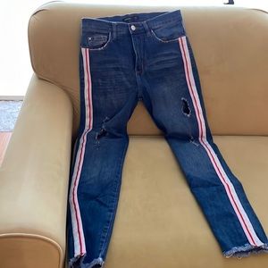 Dark blue jeans from Argentina.